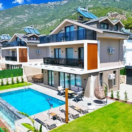 Villa Via Life-1